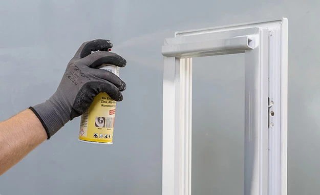 Kunststoff-Fenster grundieren Kunststoff-Fenster grundieren