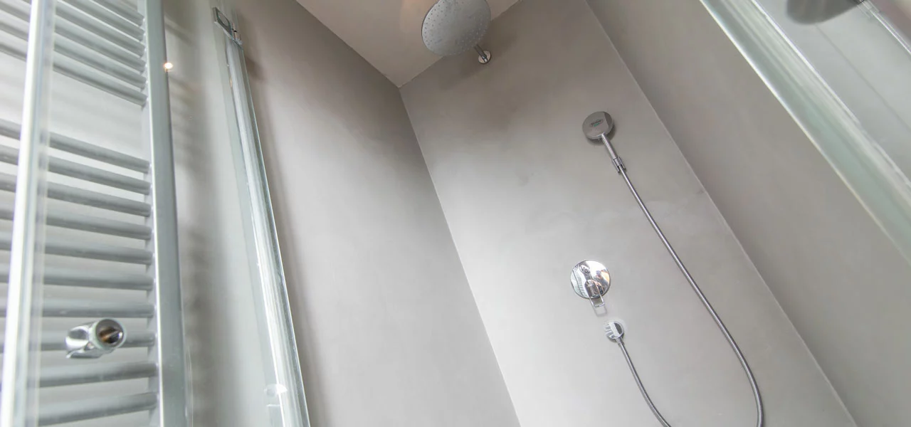 Fugenlose Dusche - Detailaufnahme