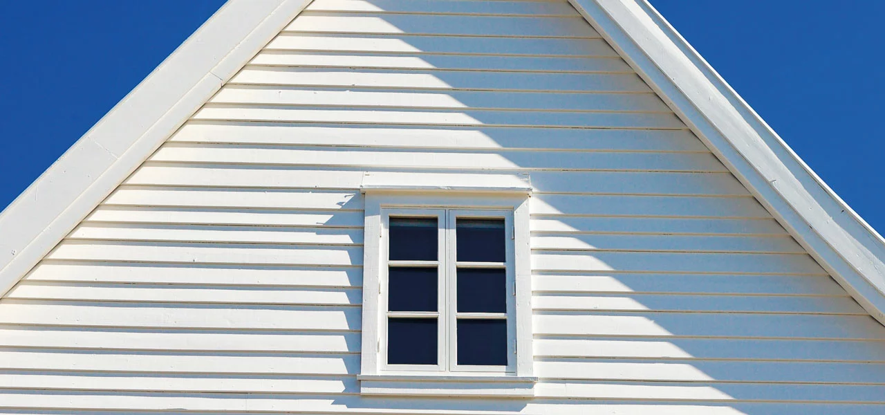 Holzfassade streichen - Wetterschutzfarbe