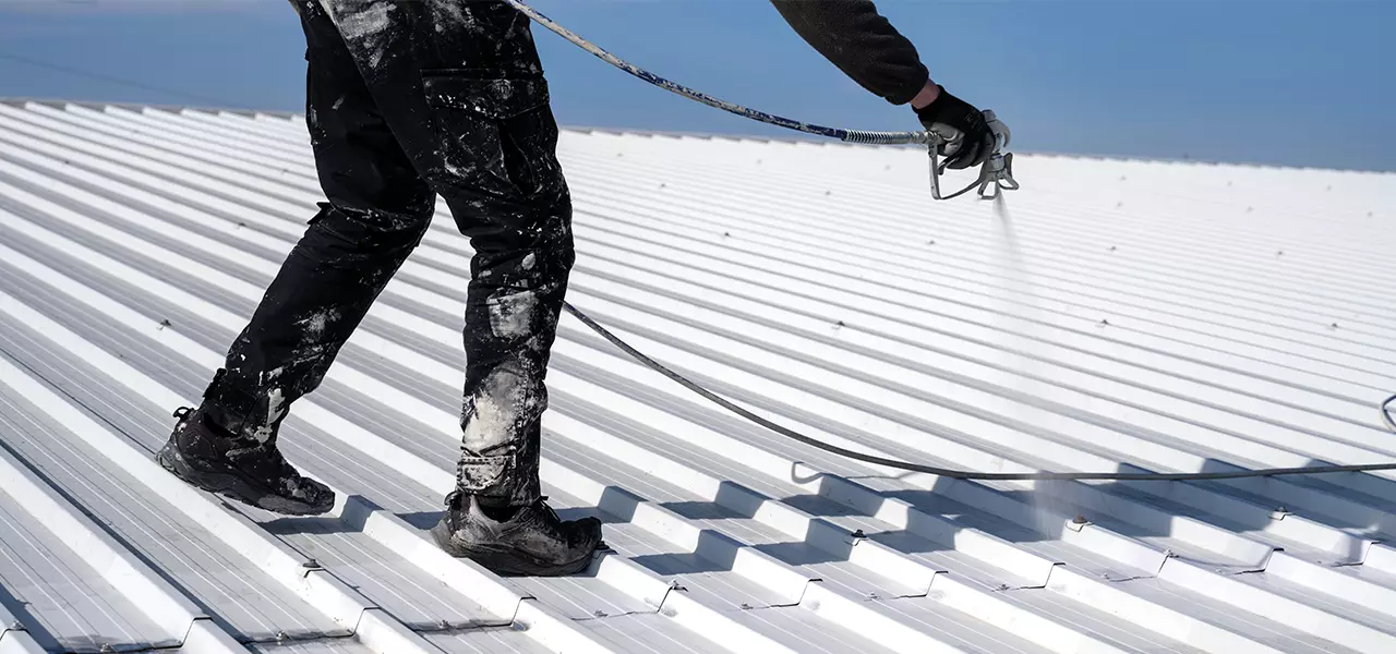 627 Aqua Thermo roof paint Minimises heat development on roofs